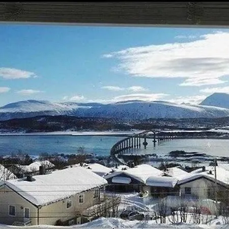 Moderne Og Trivelig Leilighet, Med Unik Utsikt Tromsø
