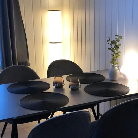 Moderne Og Trivelig Leilighet, Med Unik Utsikt Lejlighed *