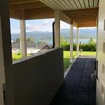 Moderne Og Trivelig Leilighet, Med Unik Utsikt Apartamento