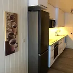 Moderne Og Trivelig Leilighet, Med Unik Utsikt