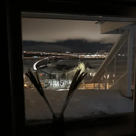 Lejlighed Moderne Og Trivelig Leilighet, Med Unik Utsikt *