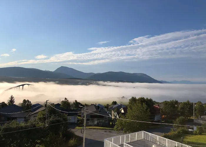 Lejlighed Moderne Og Trivelig Leilighet, Med Unik Utsikt *