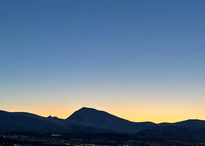 Moderne Og Trivelig Leilighet, Med Unik Utsikt Lejlighed *
